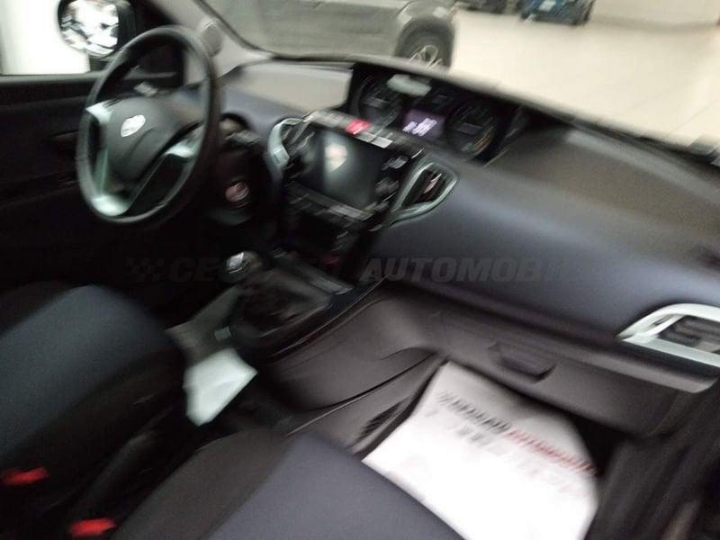 Lancia Ypsilon Ypsilon My24 402 Platino 1.0
