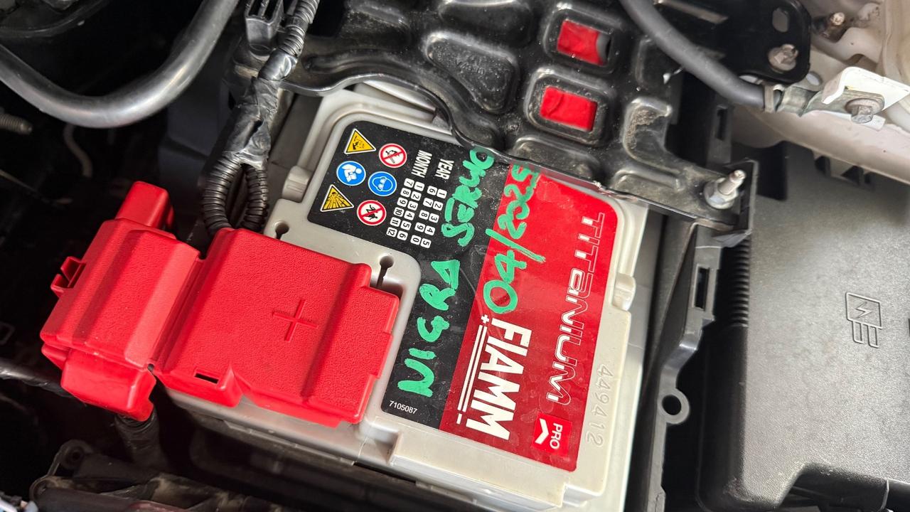 Ford B-Max 1.5 TDCi 75 CV Business Titanium