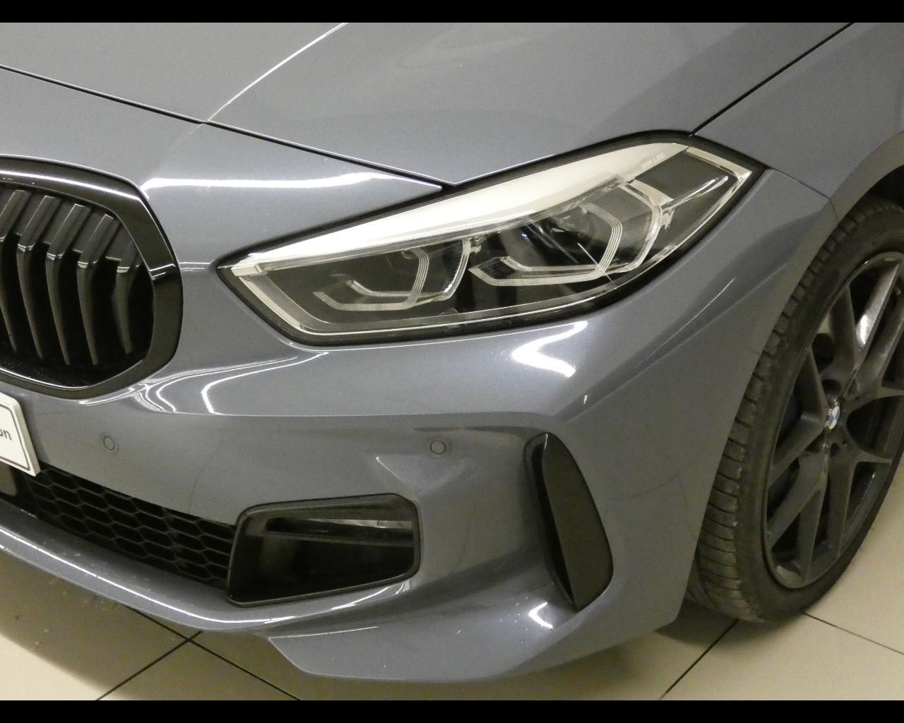 BMW Serie 1 (F40) - 118d 5p. Msport