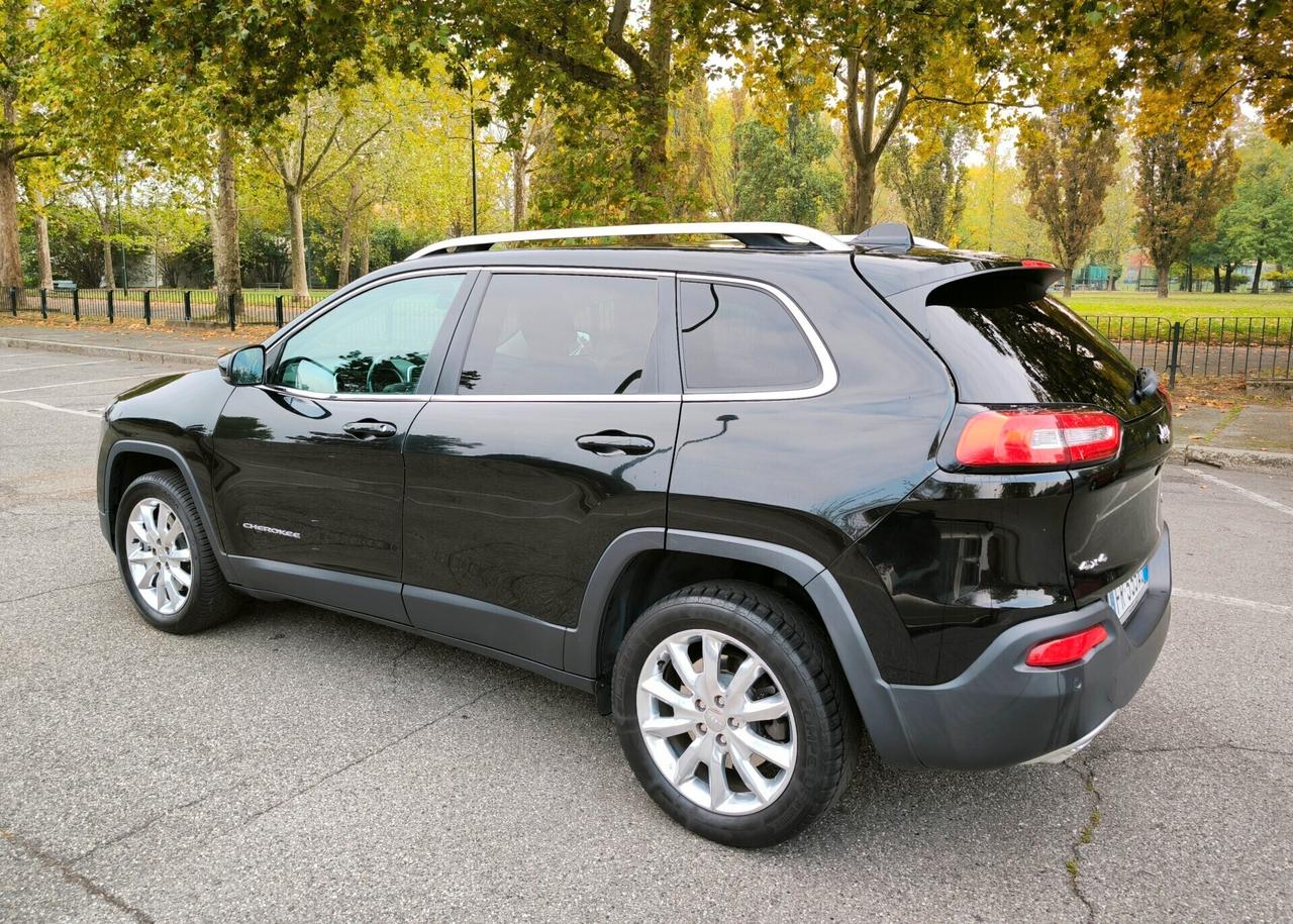 Jeep Cherokee 2.2 Mjt II 4WD Active Drive Overland