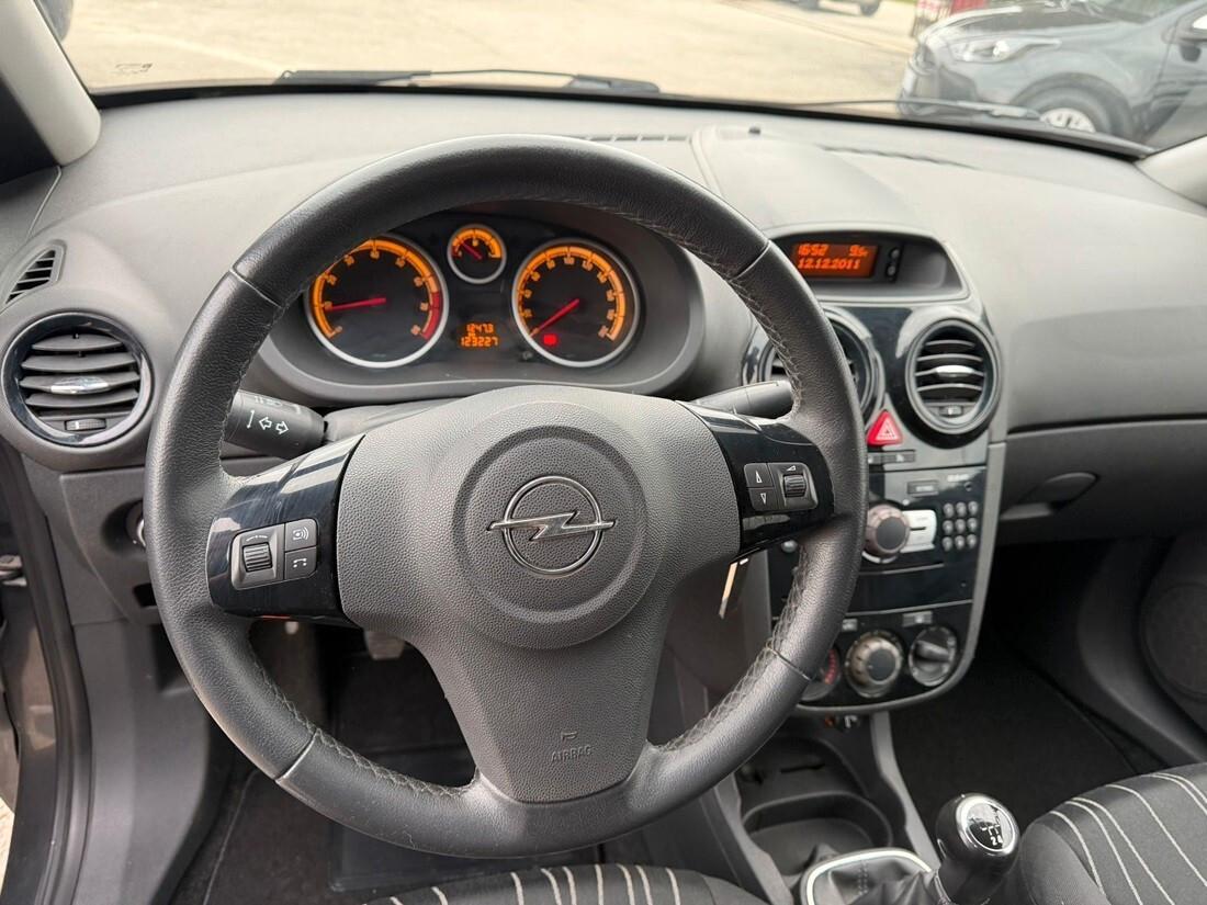 Opel Corsa 1.2 3 porte Edition