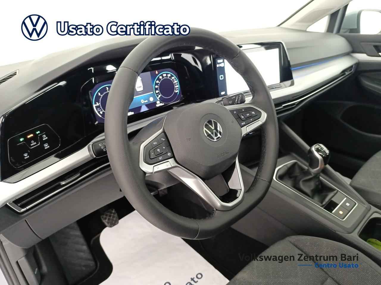 Volkswagen Golf variant 2.0 tdi life 115cv