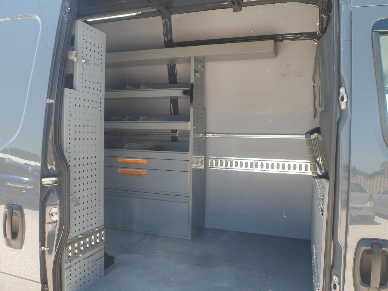 Iveco Daily 35c18 furgone maxi volume