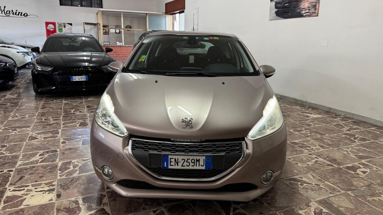 Peugeot 208 1.6 e-HDi 92 CV Stop&Start 5 porte Allure