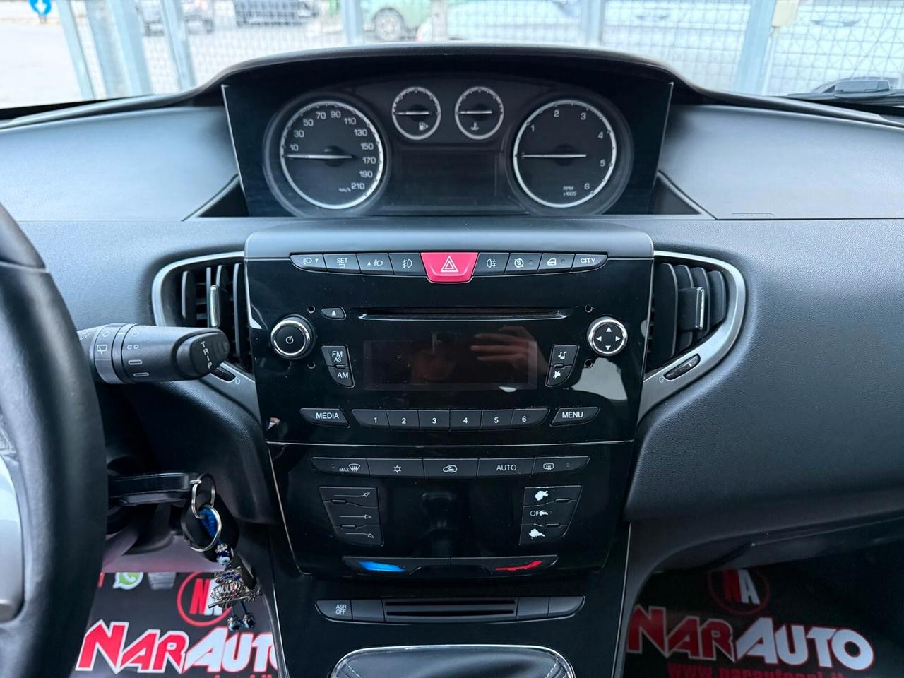 Lancia Ypsilon 1.3 MJT 16V 95 CV 5 porte S&S Platinum