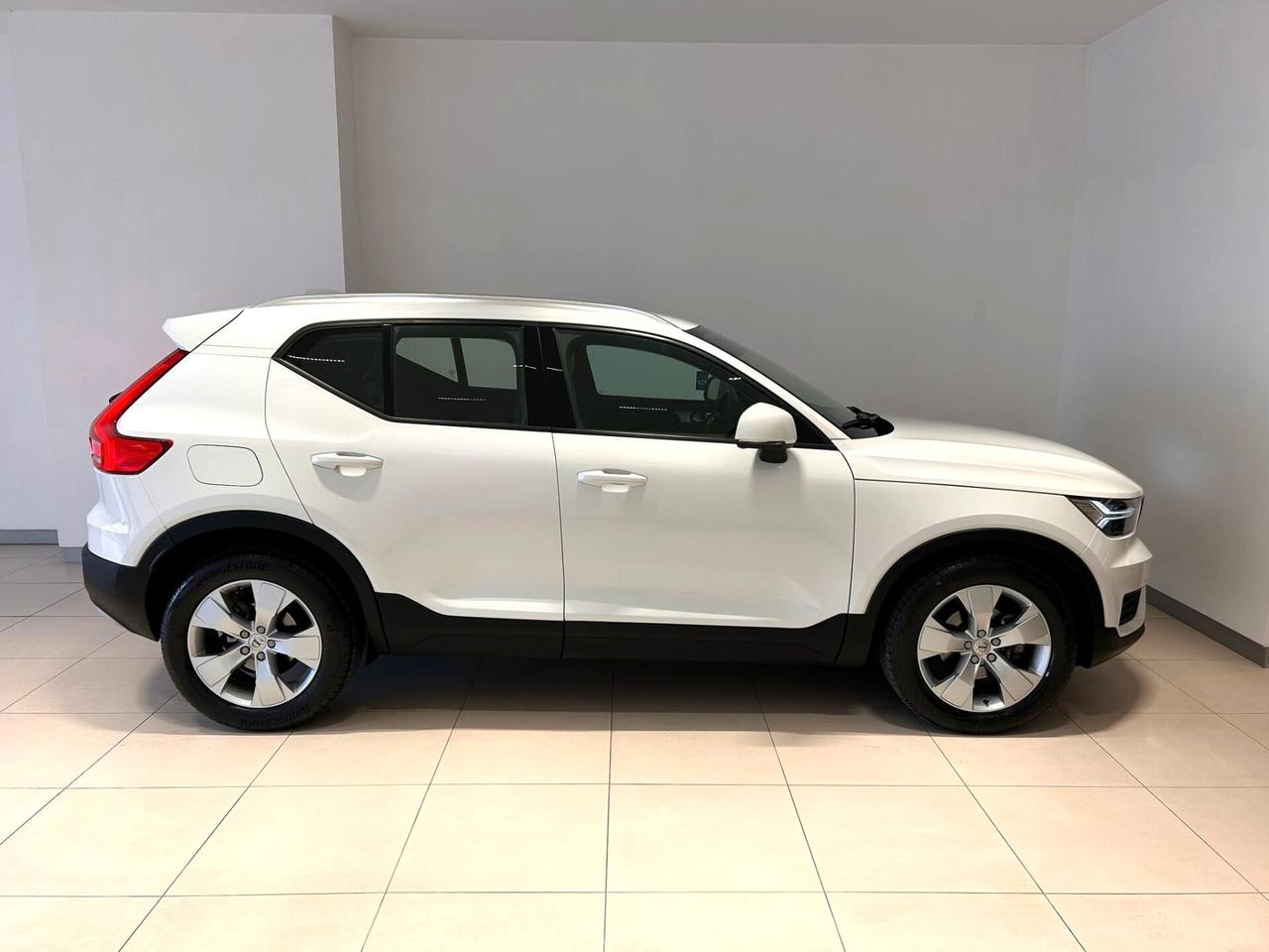 Volvo XC40 D3 Geartronic Momentum Pro