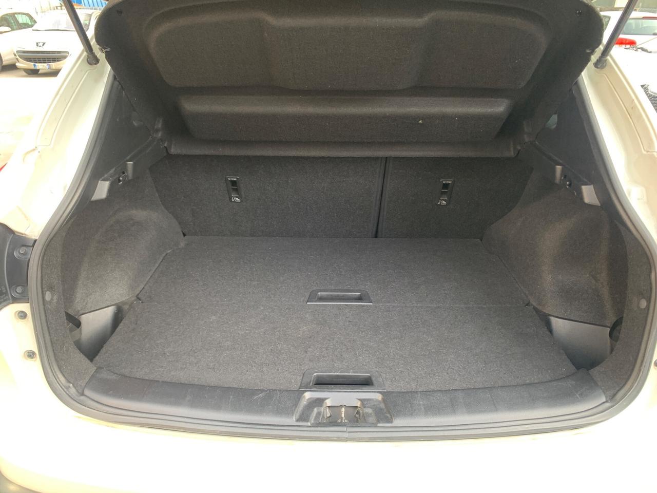 Nissan Qashqai 1.6 dCi DPF Tekna