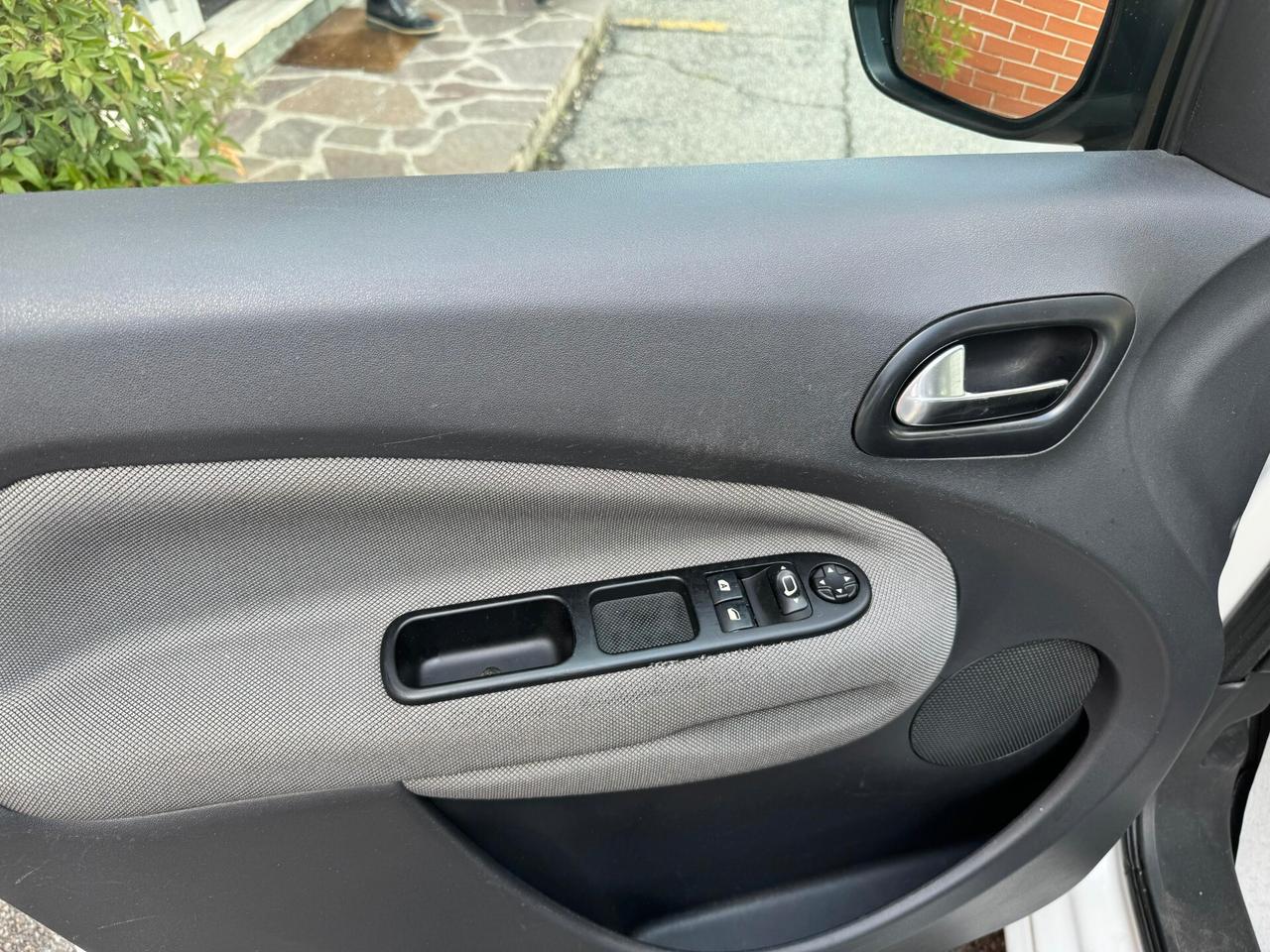 Citroen C3 Picasso 1.4 VTi 95 GPL airdream Seduction