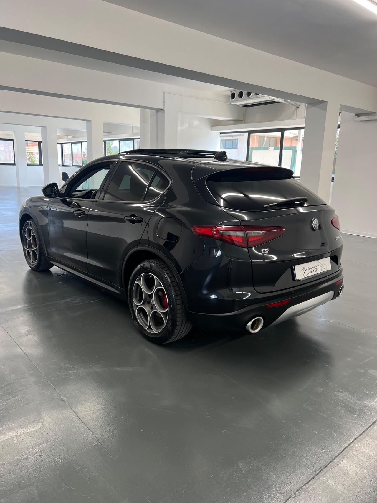 Alfa Romeo Stelvio 2.2 Turbodiesel 210 CV AT8 Q4 Executive