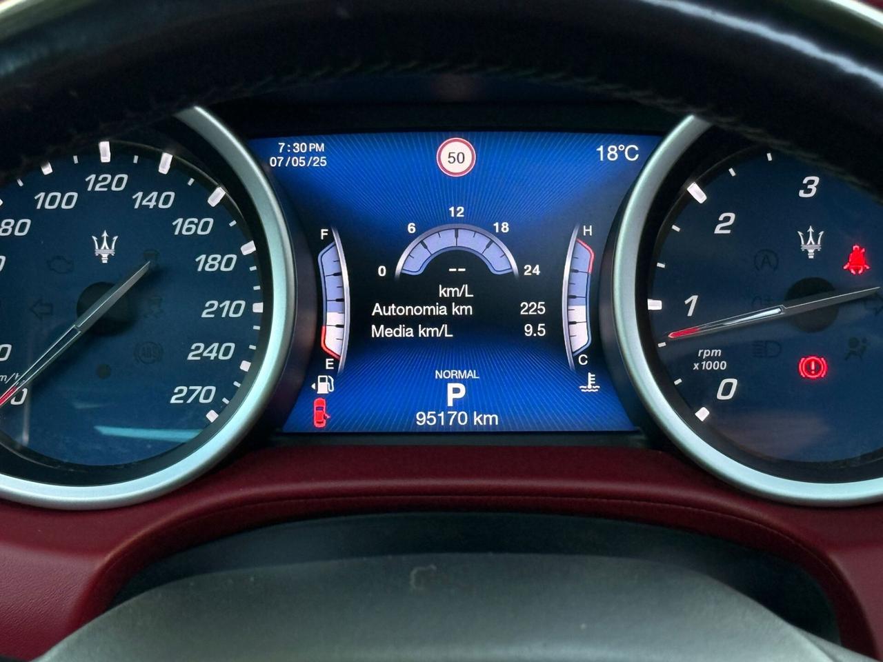 Maserati Ghibli RIBELLE V6 Diesel Bi-Color