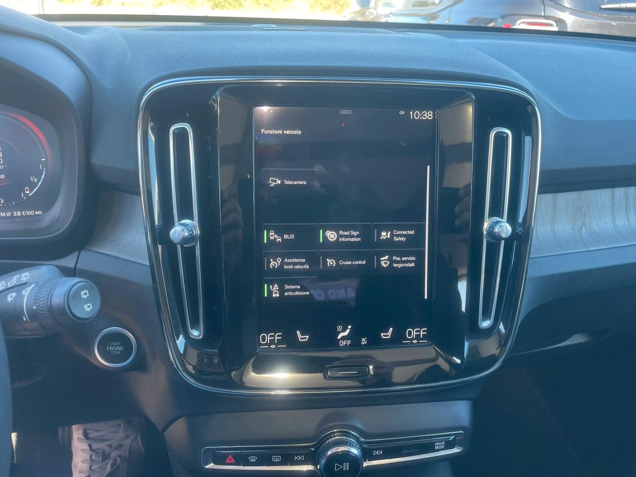 Volvo XC 40 Recharge Plug-in Hybrid AWD Inscription