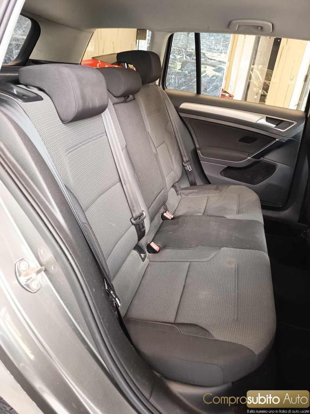 VOLKSWAGEN Golf Variant 1.6 TDI 110 CV DSG Business BlueMotion Tech.