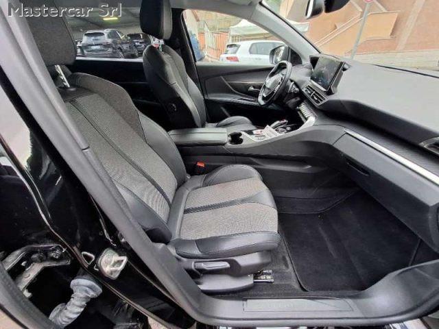 PEUGEOT 5008 5008 II 2021 1.5 bluehdi Allure s - GK521RJ