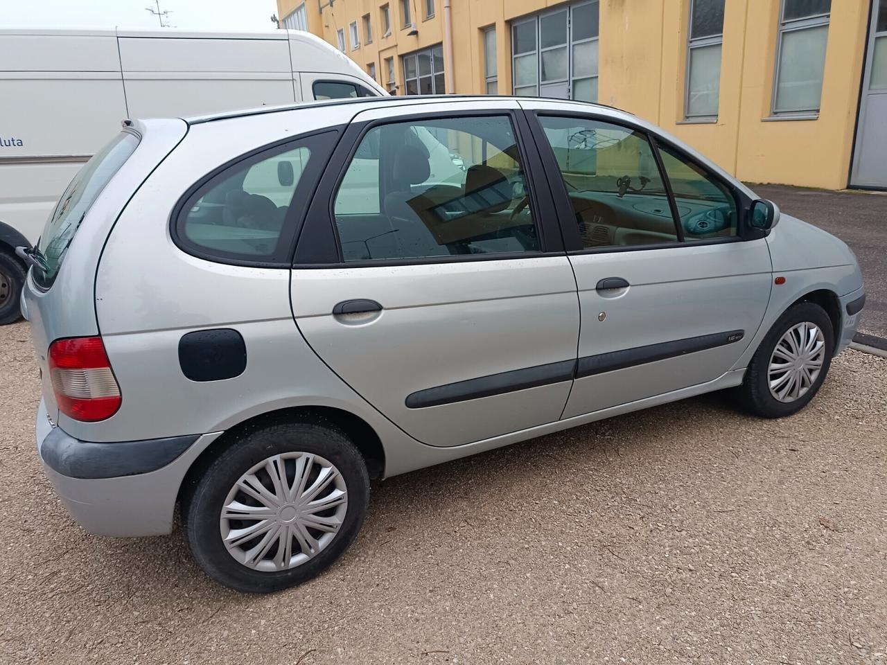 Renault Megane Scénic 1.6