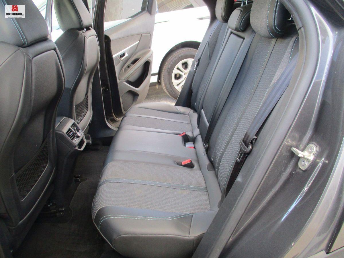 PEUGEOT 3008 BlueHDi 130 S&S EAT8 Allure Pack 2021