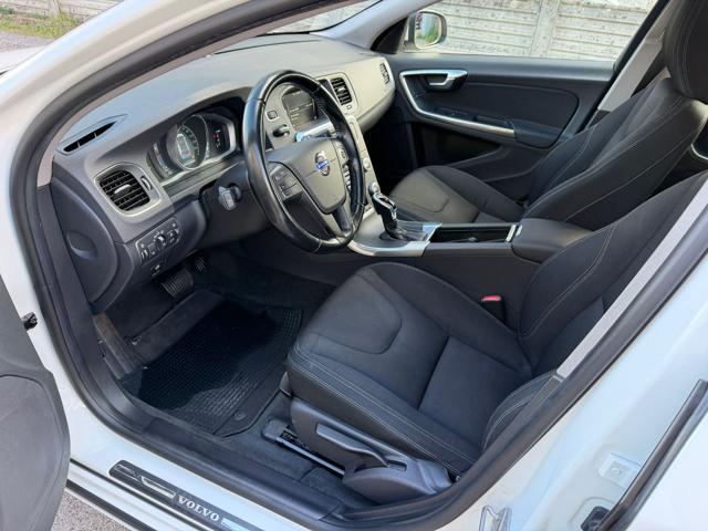 VOLVO V60 D2 1.6 Powershift AUTOMATICA