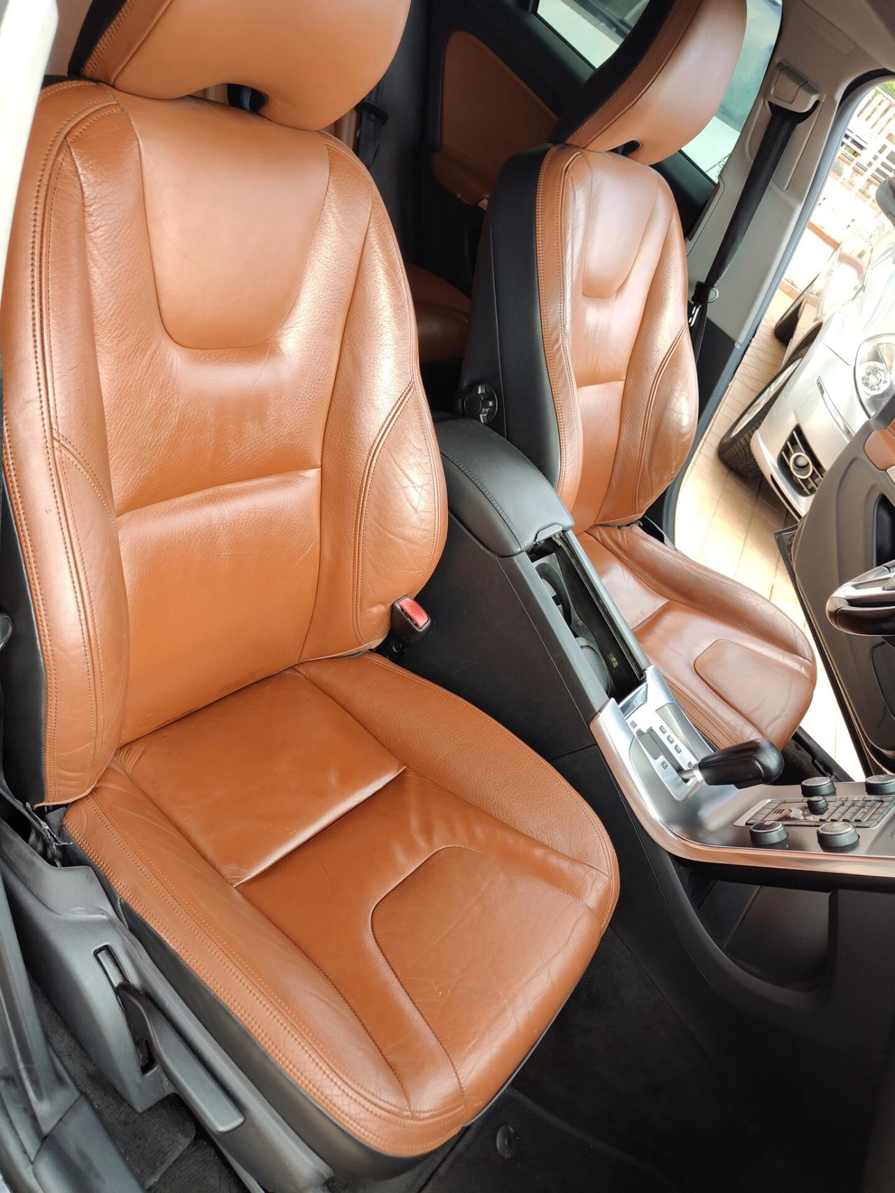 Volvo V60 D5 Geartronic Summum