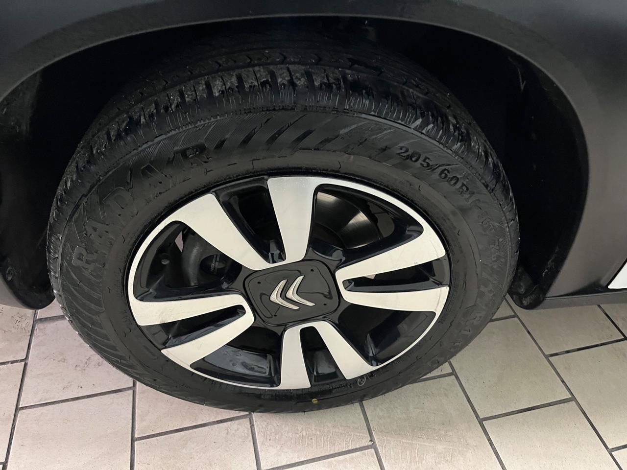 Citroen C3 Aircross EAT6 Shine automatica