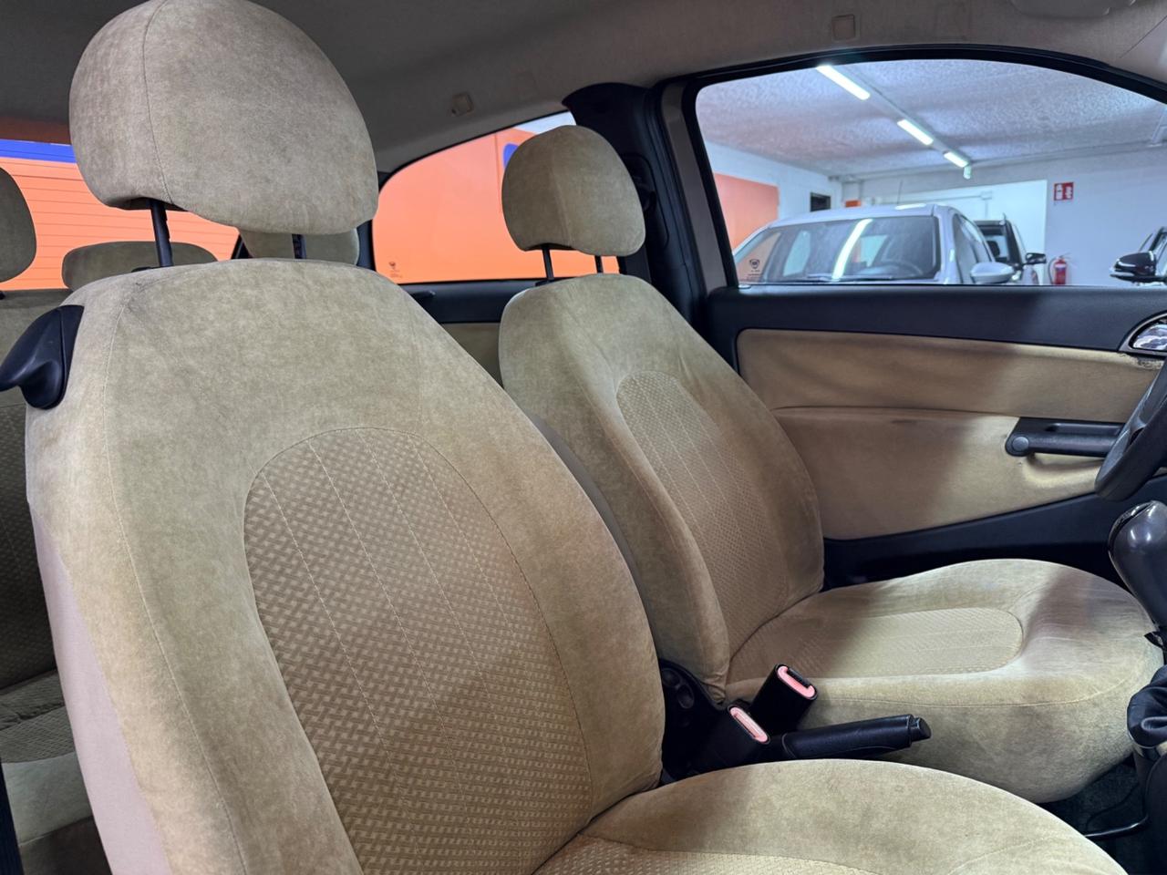 Lancia Ypsilon 1.3 Multijet 16V Argento