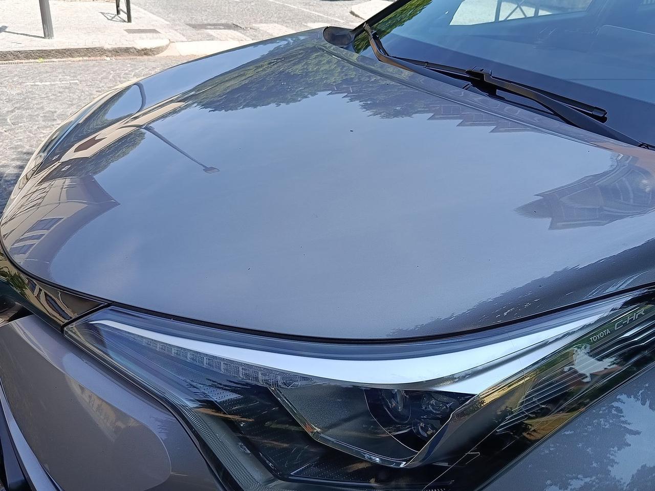 Toyota C-HR Lounge 1.8 HEV #11471