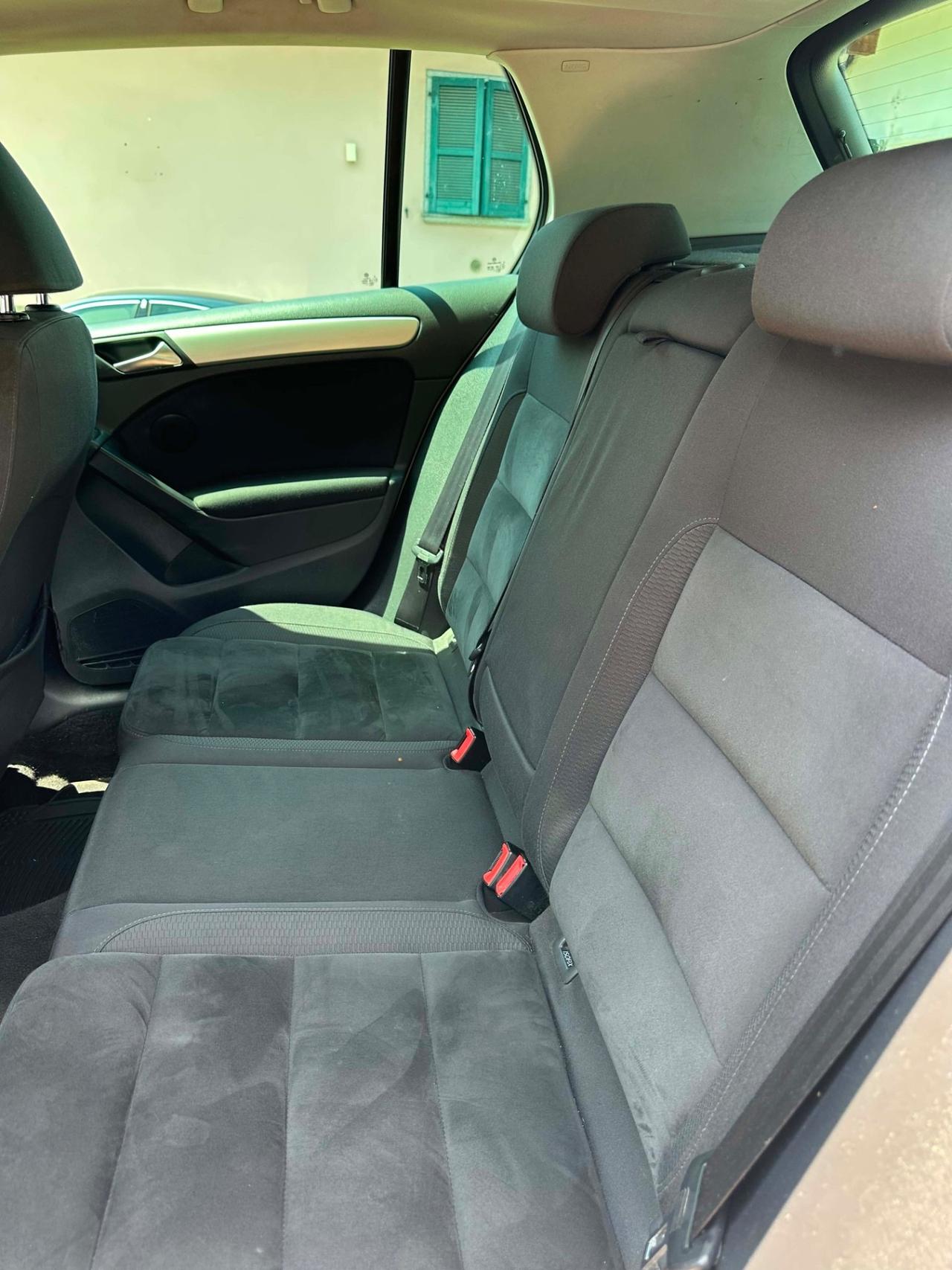 Volkswagen GOLF 1.6 TDI DPF 5p. HIGHLINE KMCERT