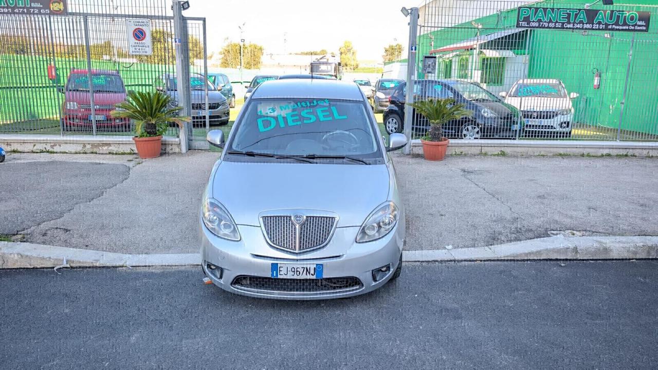 Lancia Ypsilon 1.3 DIESEL MJT 16V 95 CV 5 porte - ANNO 2011 - OTTIMA PER NEOPATENTATO