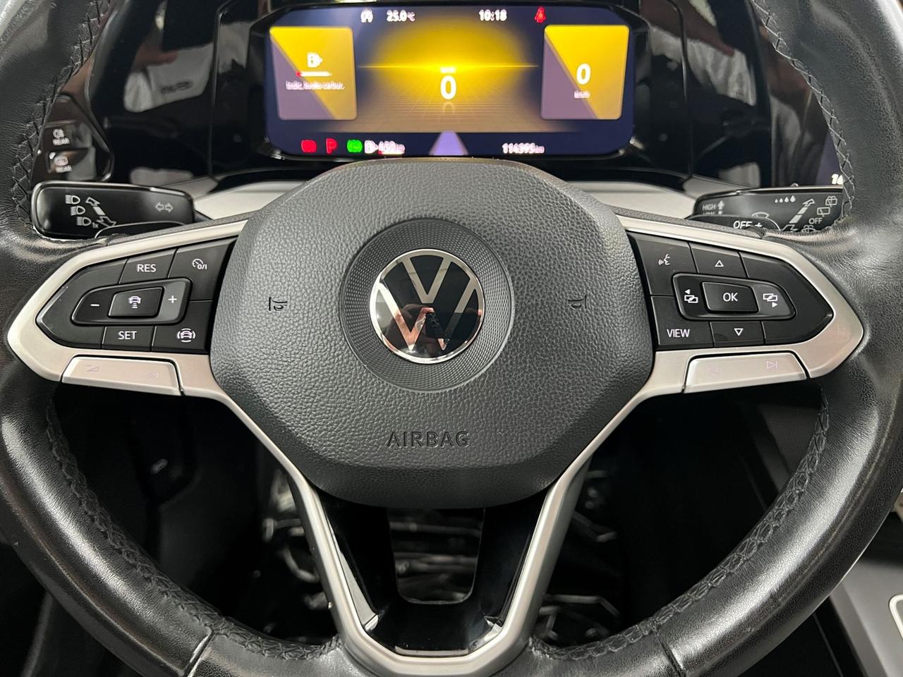 VOLKSWAGEN Golf VIII 2020 Golf 2.0 tdi Life 115cv dsg