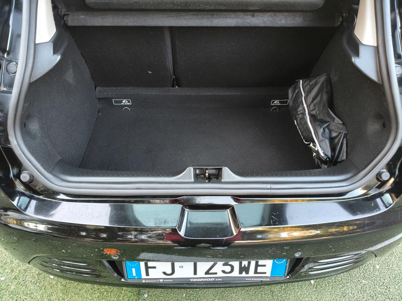 Renault Clio 1.2 FULL OPTIONAL 2017 KM 110