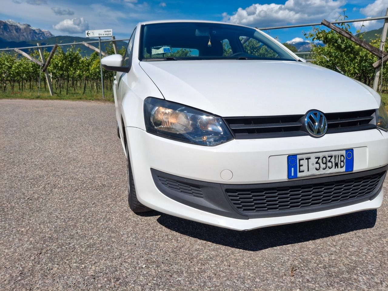 Volkswagen Polo 1.2 5 porte 75cv neo patentati