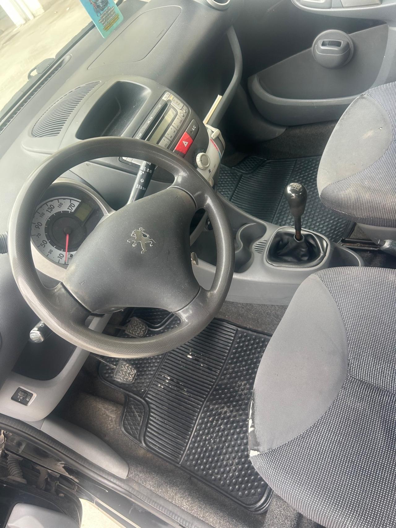 Peugeot 107 1.0 68CV 5p. Sweet Years