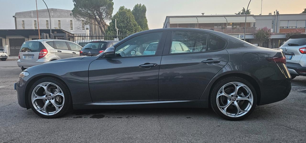 Alfa Romeo Giulia 2.2 Turbodiesel 150 CV AT8 Super