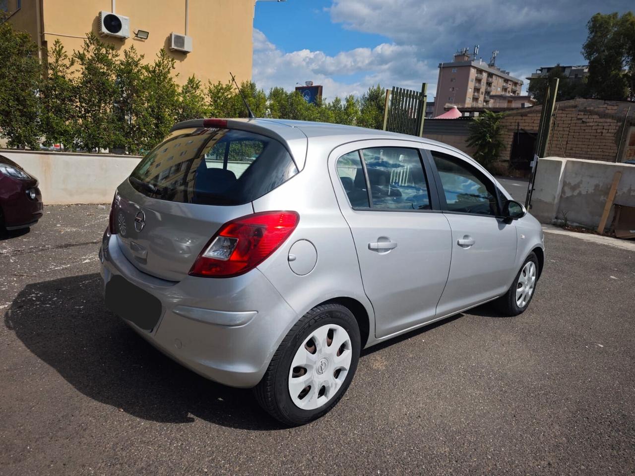Opel Corsa 1.2 Edition