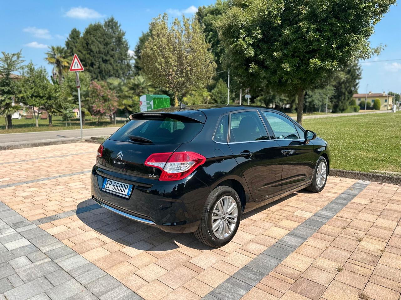 Citroen C4 1.6 e-HDi 115 airdream CMP6 Exclusive