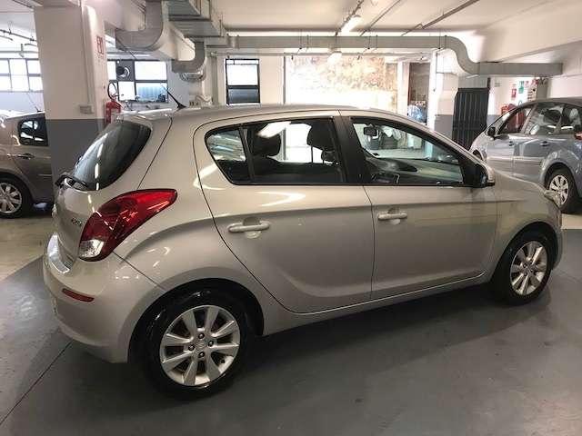 Hyundai i20 i20 I 2012 5p 1.1 crdi Sound Edition