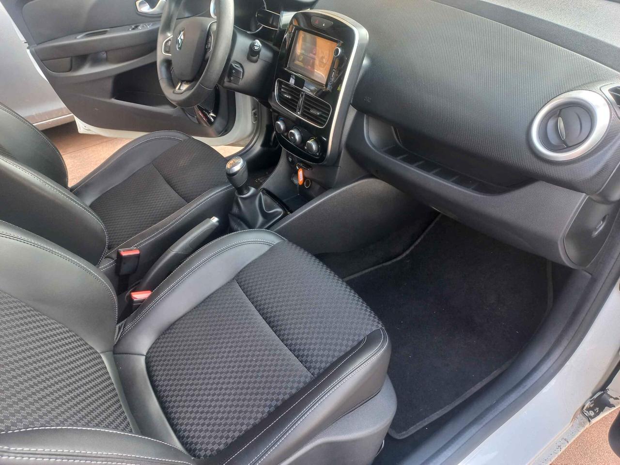 Renault Clio TCe 12V 90 CV Start&Stop 5 porte Energy Duel