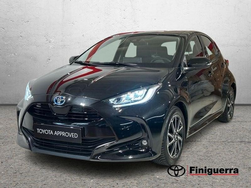 Toyota Yaris Hybrid Trend MY22