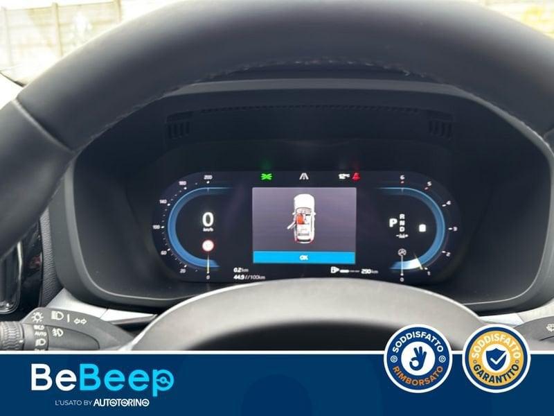 Volvo XC60 2.0 B4 MOMENTUM PRO AWD AUTO