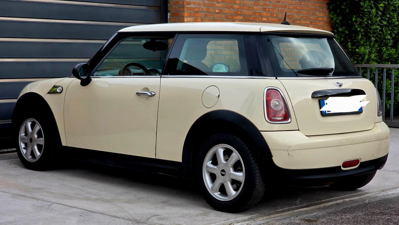 Mini 1.4 benzină Gpl One neopatentati