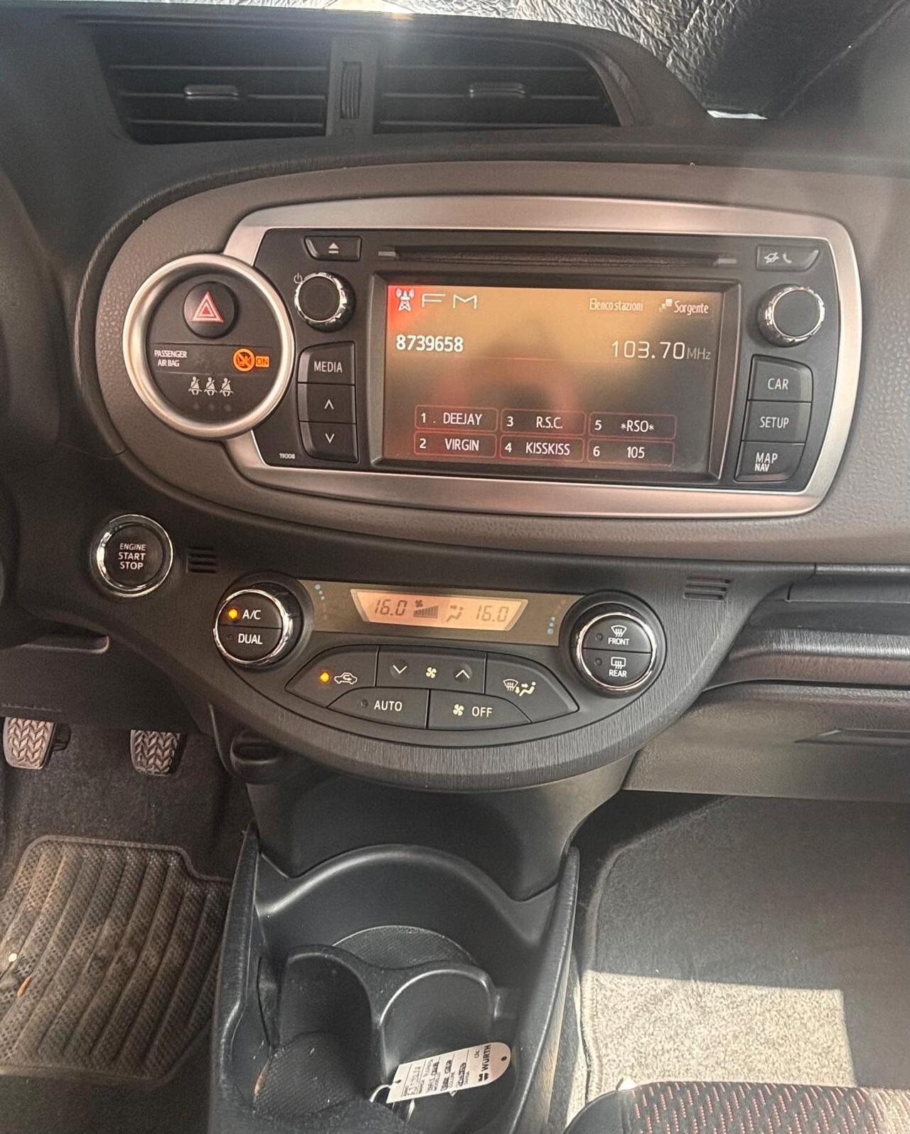 Toyota Yaris 1.3 5 porte Lounge