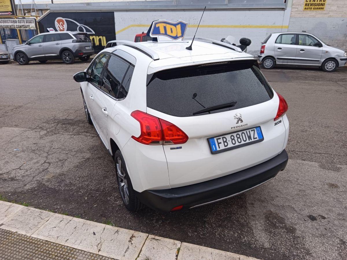PEUGEOT 2008 BlueHDi 100 Allure - 2016
