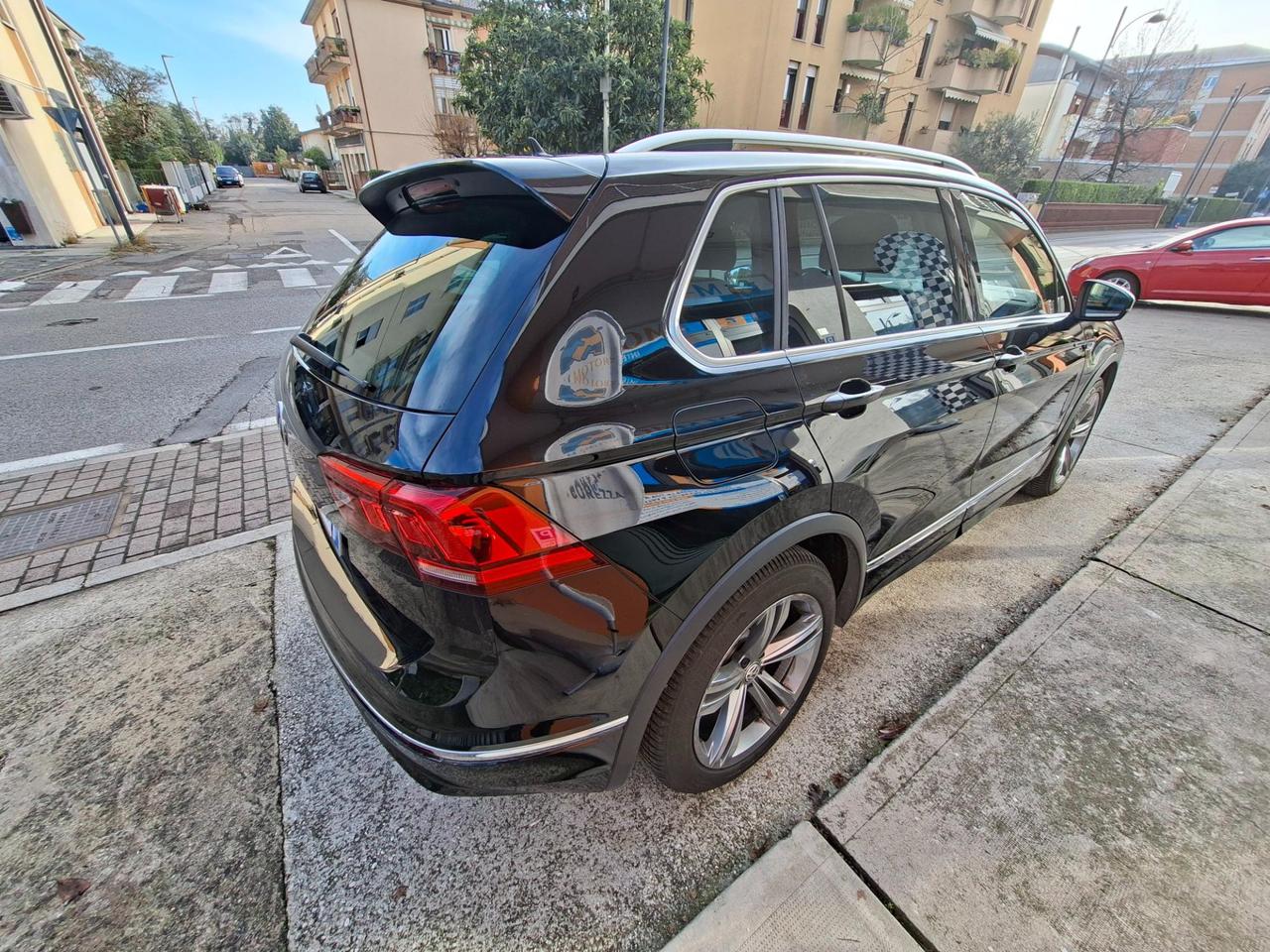 Volkswagen Tiguan 1.5 tsi Style 130cv R-line