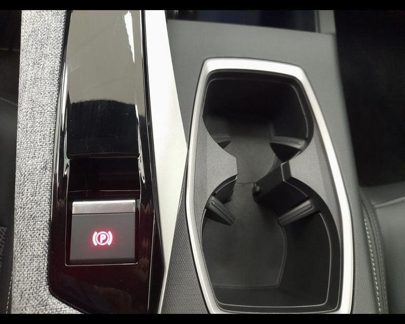 Peugeot 3008 III 2024 1.2 hybrid Allure 136cv e-dcs6