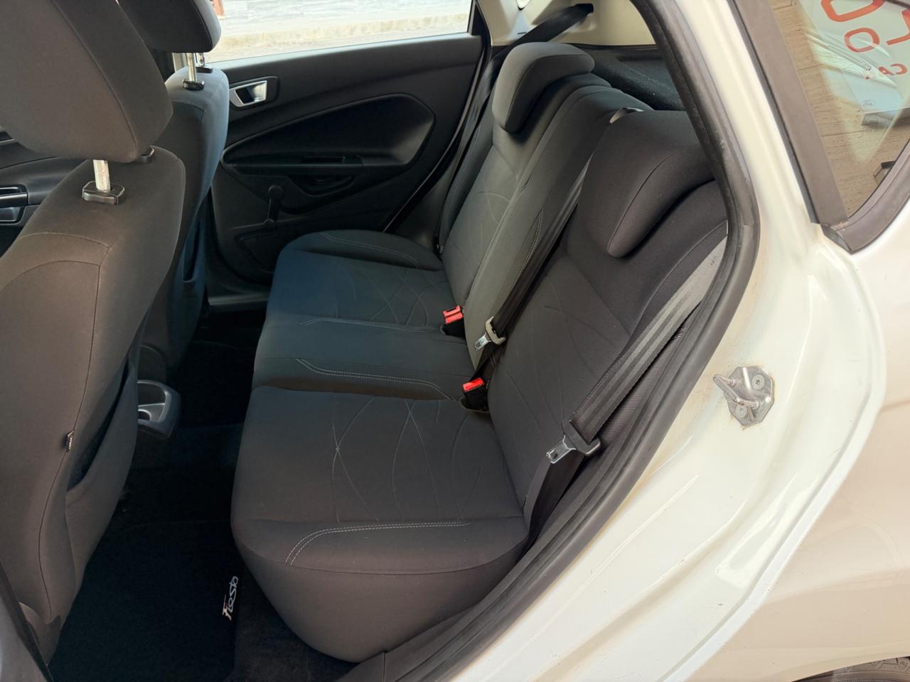 Ford Fiesta 1.4 5 porte Bz.- GPL