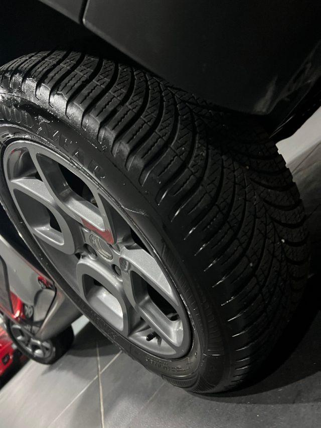 CITROEN C4 Cactus 1.6 BlueHDi 100 EAT6 Shine CAMBIOAUTOM/NAVI/RETROC