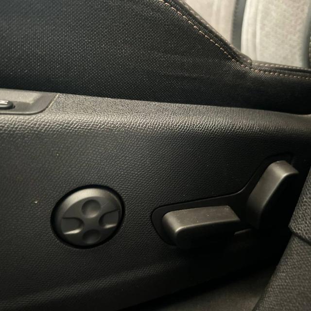 PEUGEOT 3008 Hybrid4 300 e-EAT8 GT Pack TETTO APRIBILE