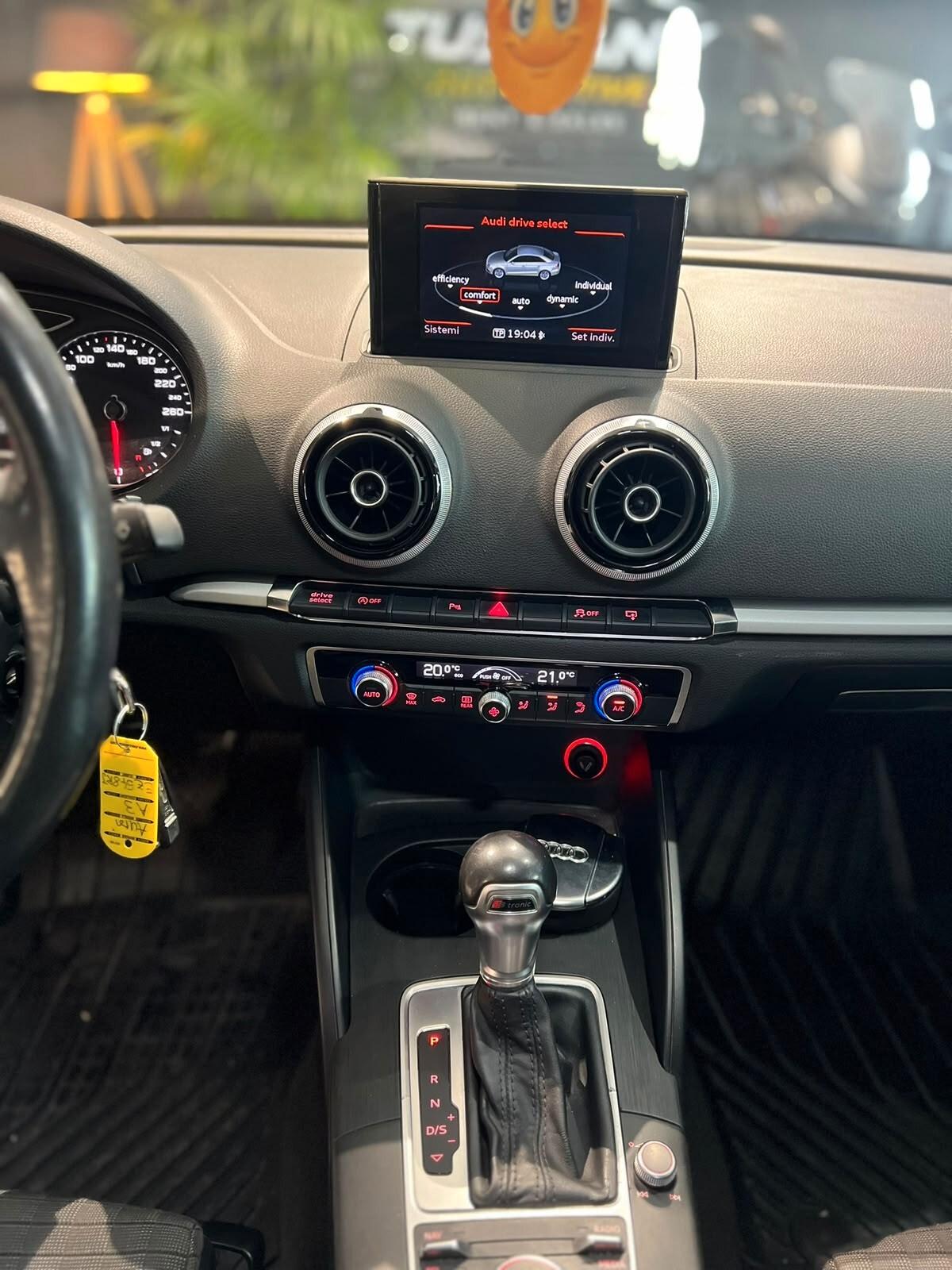 Audi A3 1.6 TDI clean diesel S tronic Ambition