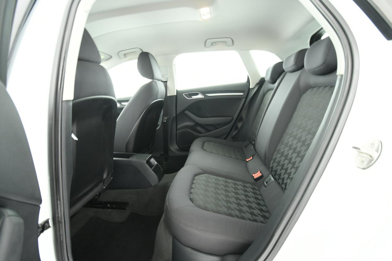 AUDI A3 Sportback 1.6 tdi Business 110cv E6 X COMMERCIANTI+BLUETOOTH