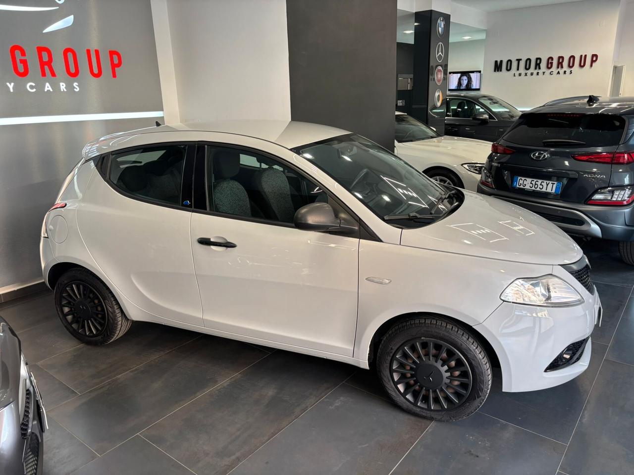 Lancia Ypsilon 1.2 69 CV 5 porte GPL Ecochic Platinum