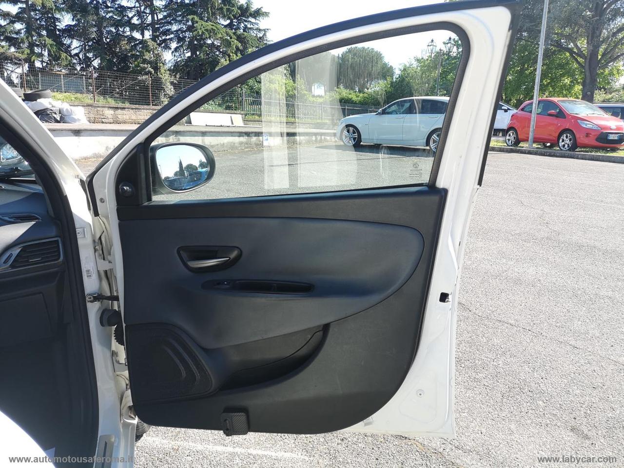 LANCIA Ypsilon 1.2 69 CV 5p. Elle RATE AUTO MOTO SCOOTER