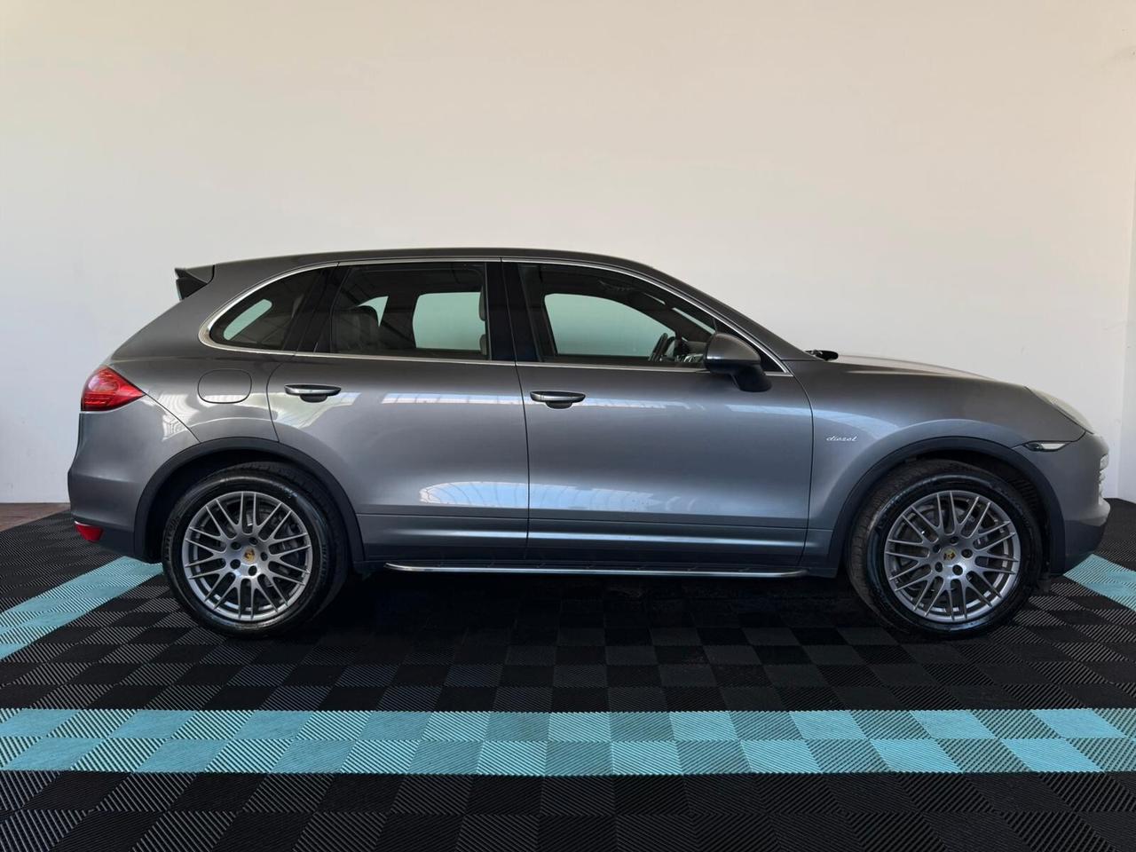 Porsche Cayenne 3.0 V6 Diesel 245CV